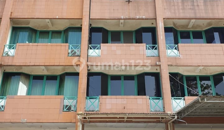 Ruko Siap Pakai 4 Lantai di Graha Cempaka Mas Jakarta Pusat