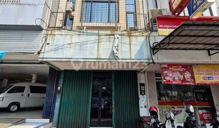 Ruko Hibrida Raya 2 Lantai Siap Pakai Lokasi Strategis