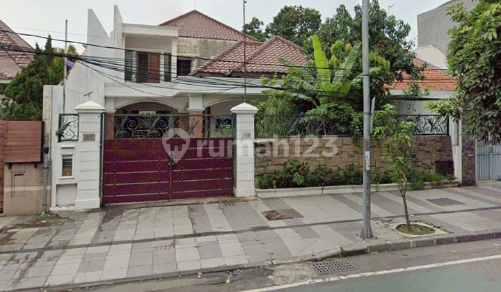 Rumah Asri Siap Huni Jalan Raya Gubeng Surabaya