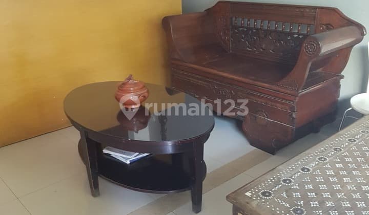 Ruang Usaha Dan Rumah Kost Di Pinggir Jalan Ramai Di Setiabudi