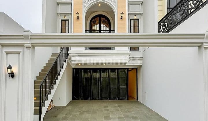 Modern Classic Premium Area di Jagakarsa