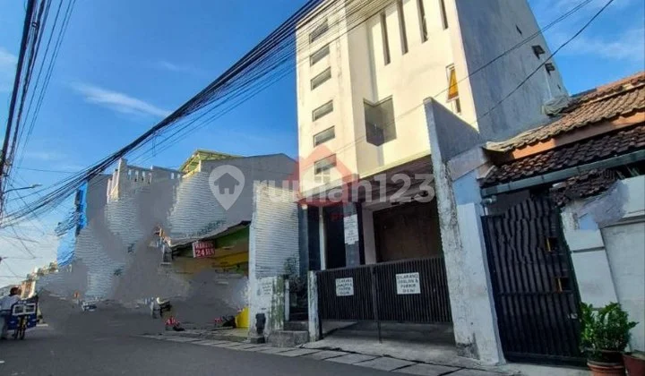 Full Furnished Boarding House in Gandaria Utara, Kebayoran Baru, South Jakarta
