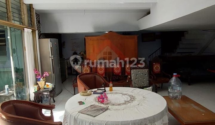 Dijual Rumah Lama Dalam Cluster Area Tenang Di Area Cideng