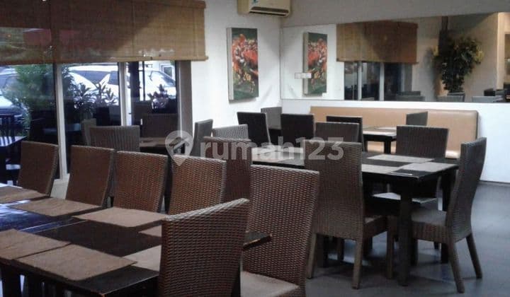 Gedung Komersial Kantor Dan Restoran Siap Pakai Di Lebak Bulus