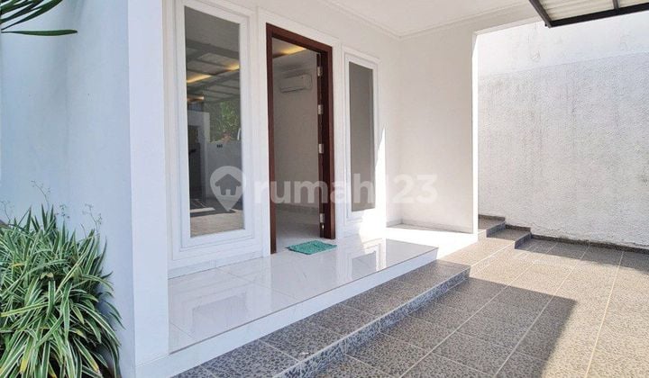 Rumah Bagus Siap Huni Dalam Komplek Cluster di Lebak Bulus