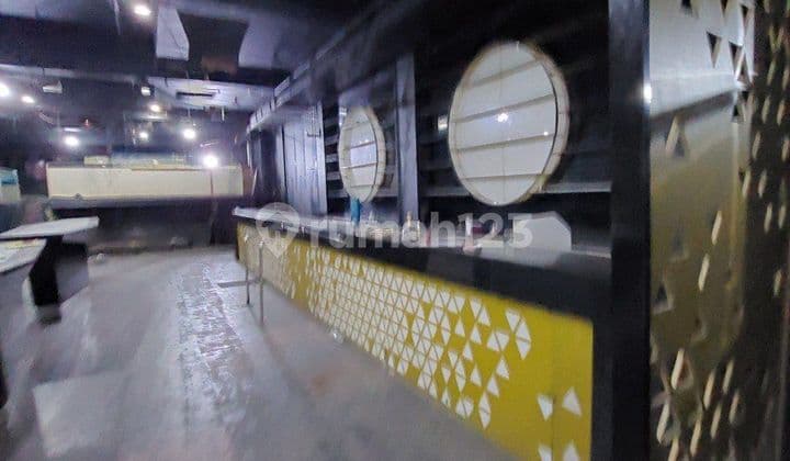 Bangunan Komersial Ex Bar Siap Pakai Di Kemang
