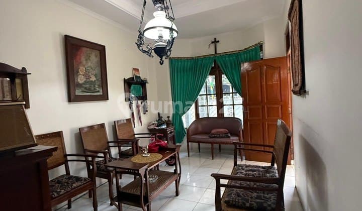 Rumah Lama Terawat Siap Huni Di Ciputat Tangsel