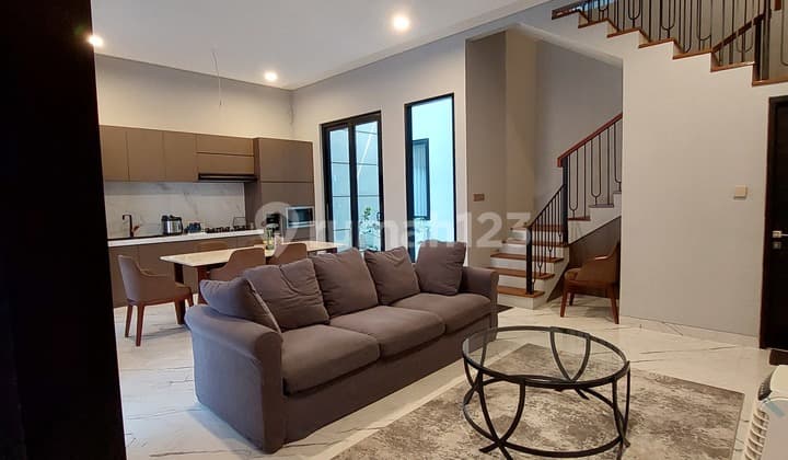 For Sale! Modern Minimalist House - In Cluster
