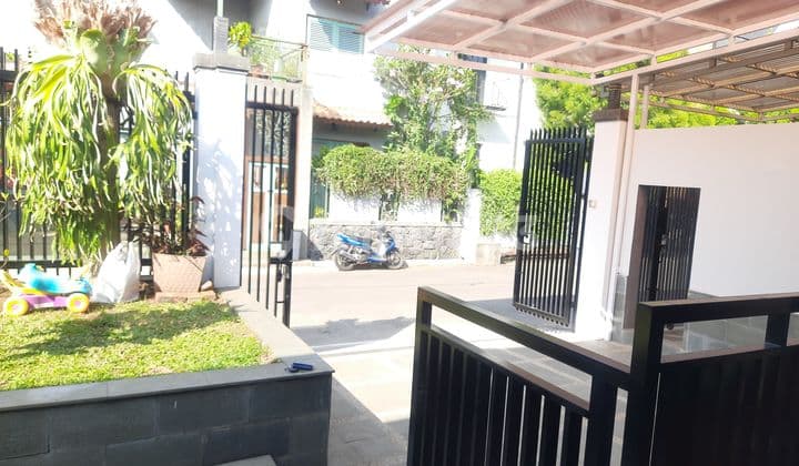 Rumah Siap Huni Komplek Gegerkalong Setiabudi Dekat Kampus Upi