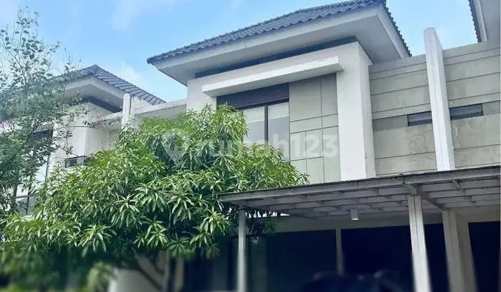 Rumah di Cluster Btari Summarecon 2 Lantai SHM Timur