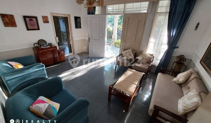 Rumah Strategis Area Komersil di Jalan Utama Arcamanik Endah