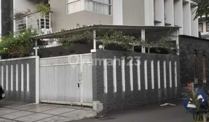 rumah modern antapani bandung