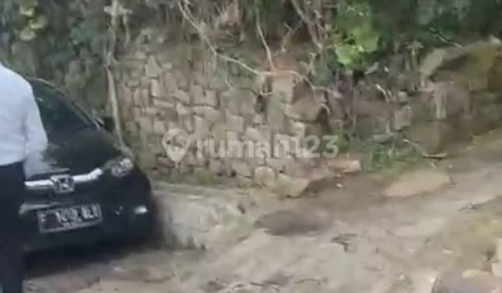 tanah 100m2 ciumbuluit dkt unpar