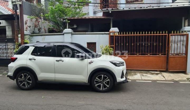 Rumah Cantik Terawat Siap Huni di Bendungan Hilir Jakpus