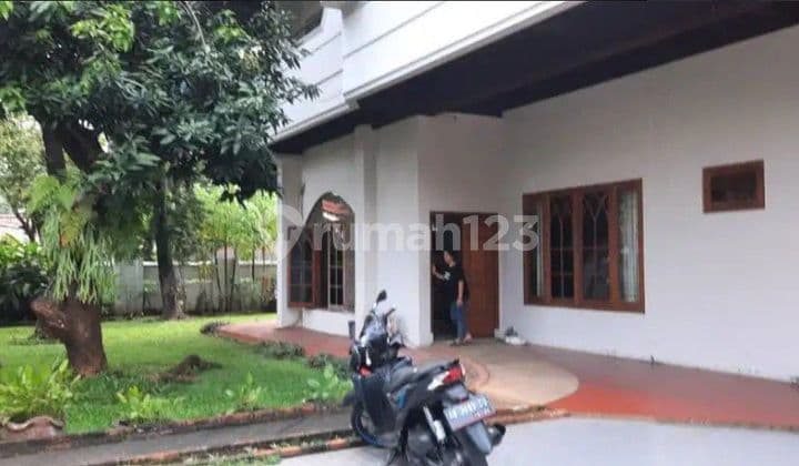 Rumah Induk Plus 8 Kamar Kost Aktif di Bintaro Jaksel