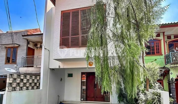 Rumah Lux 2 Lantai Siap Huni Dalam Komplek di Fatmawati Cilandak