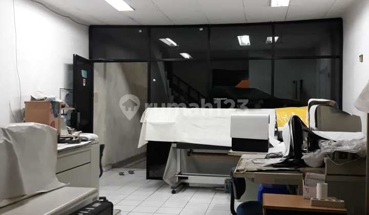 Dijual Ruko Gandeng 3 Lantai di Gading Griya Lestari