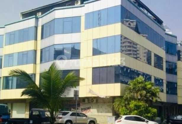 Dijual Ruko Gandeng Hoek dan Badan 5 Lantai Ada Lift di Kelapa Gading