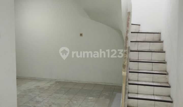 Dijual Rumah Murah Carport 2 Mobil di Kelapa Gading Jakarta Utara