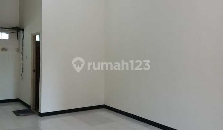 Dijual Rumah Siap Huni 2 Lantai di Gading Griya Lestari