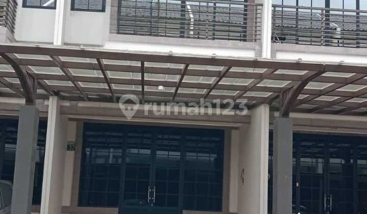 For Sale: 3-Storey Soho Shop House in Sedayu City, Kelapa Gading