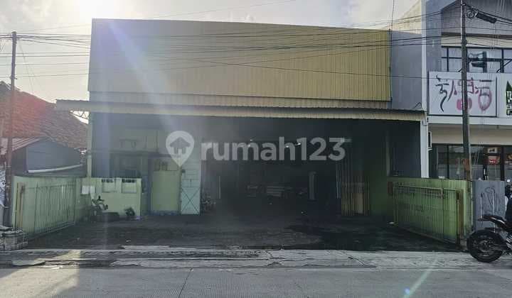dijual rumah toko bisa untuk usaha di Cilacap