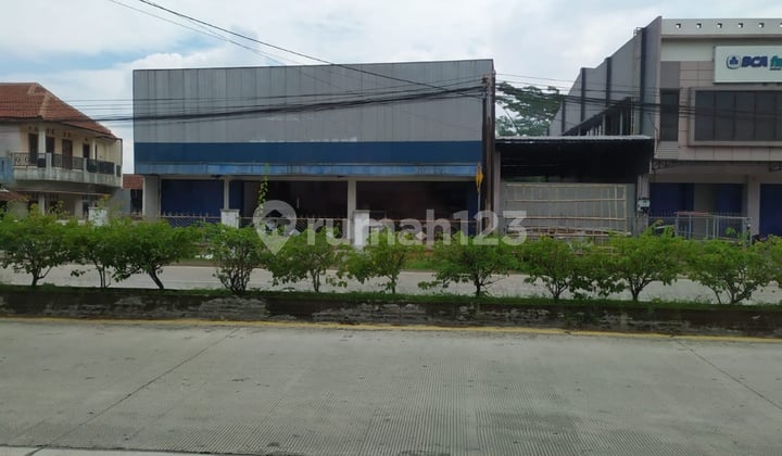 Ruko Dan Gudang Di Jalan Besar Kota Purwokerto