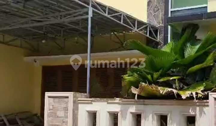 Dijual Rumah 2 Lantai Siap Huni Daerah Bluemont Kota Cilacap