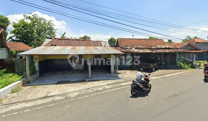 Dijual Tanah Free Bangunan Vintage di Sokaraja Wetan