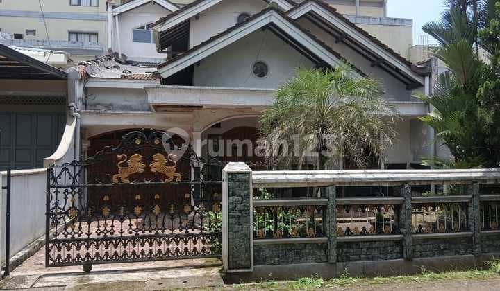 house for sale in a housing complex with a garden in South Purwokerto