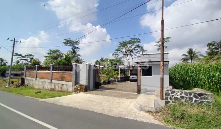 dijual villa di baturaden ada kolam renang