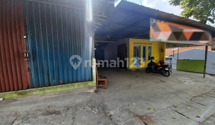 Land and building for sale in Purwokerto city.