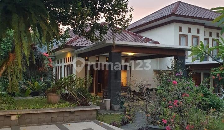 Rumah Siap Huni Halaman Luas di Perumahan Baranang Siang Indah