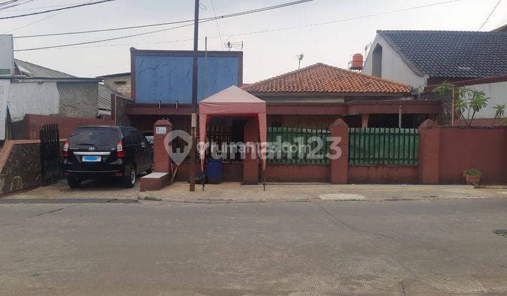 Dijual Rumah SHM di Jalan Cilodong Depan Kostrad , Depok
