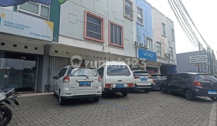 Dikontrakkan Ruko 3 Lantai di Jl Soleh Iskndar Kota Bogor