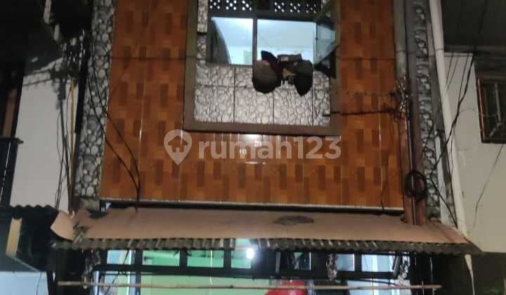 Dijual Kost di Jalan Kramat Pulo Dalam Senen di Jakarta Pusat