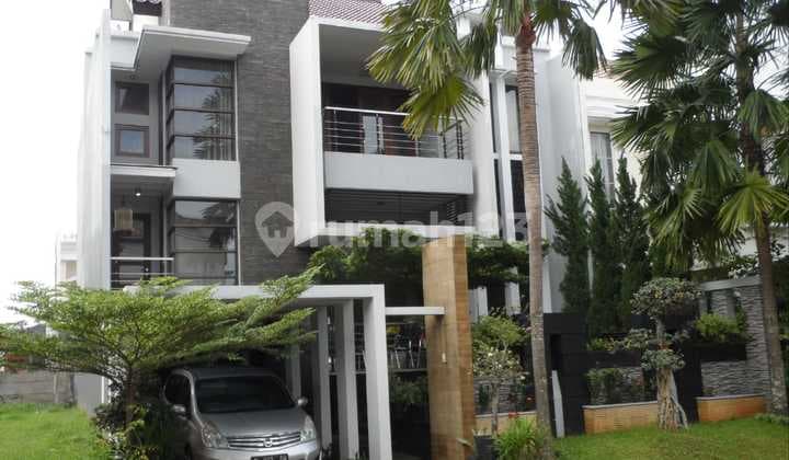 For Sale Neat House Ready to Occupy SHM at Raffles Hills Cibubur