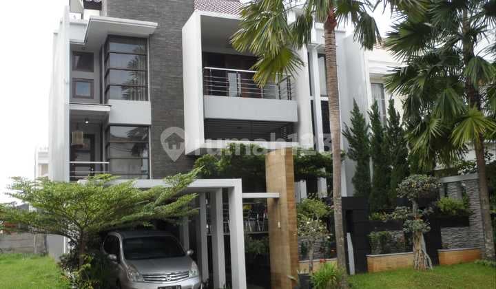 Dijual Rumah Rapi Siap Huni SHM di Raffles Hills Cibubur