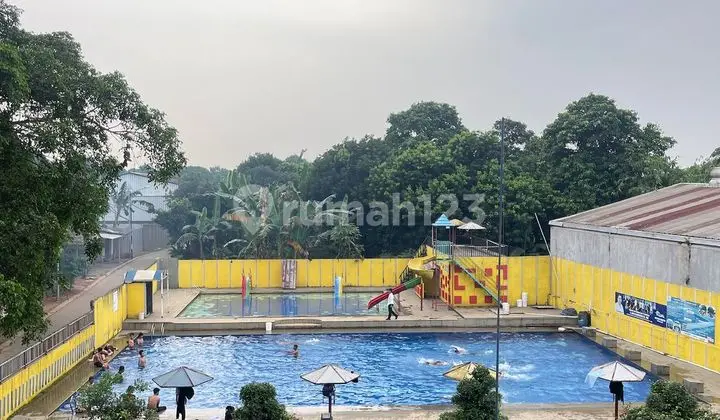 Dijual Gedung Sekolah Lengkap Sarana Kolam Renang di Kota Bekasi
