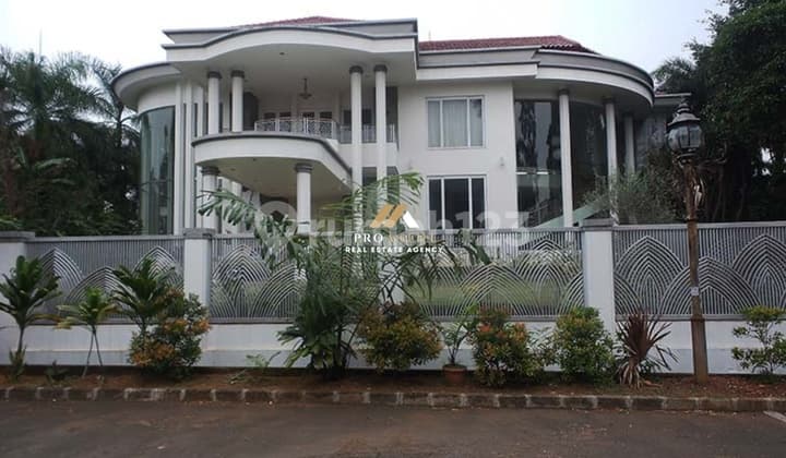 Dijual Rumah Besar Lux di Bukit Cimanggu City, Kota Bogor