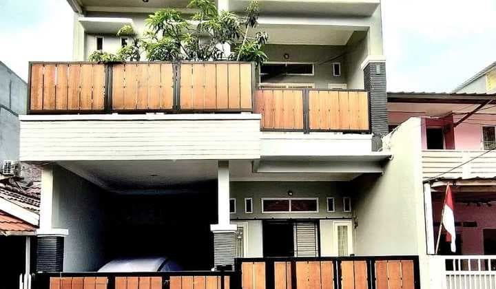 For Sale 2-Story House in Cluster Lotus Tengah, Grand Galaxy Bekasi