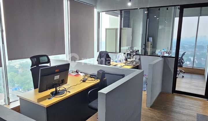 Ruang Kantor Di Belleza Permata Hijau