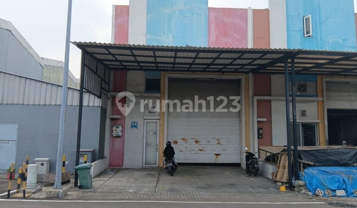 Gudang Akses 20-40 Feet Container