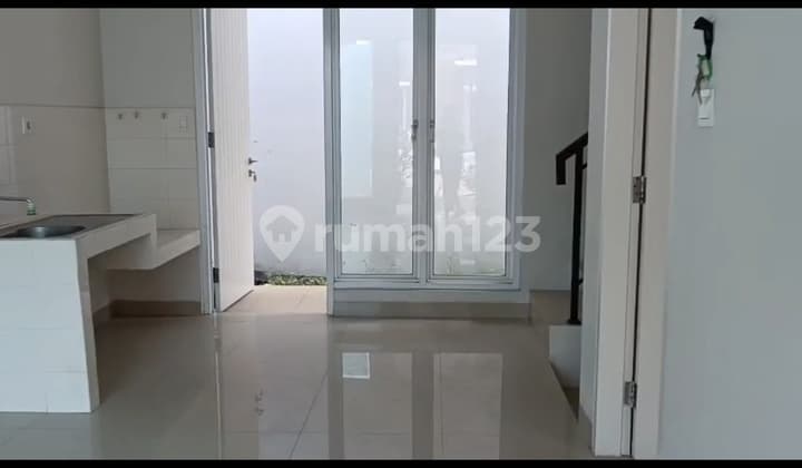 2-Story House With AC