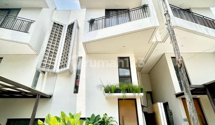 Rumah Modern Strategis Dekat Bx Change Mall dan Universitas Pembangunan Jaya Bintaro Tangerang Selatan