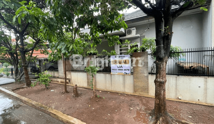 Rumah Hook Row Jalan Lebar Komplek Aman Nyaman Mega Cinere Blok M Depok