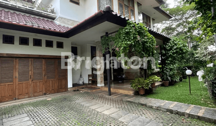 Rumah Hook Terawat Siap Huni Langka Dalam Komplek Elite Bumi Karang Indah Jakarta Selatan