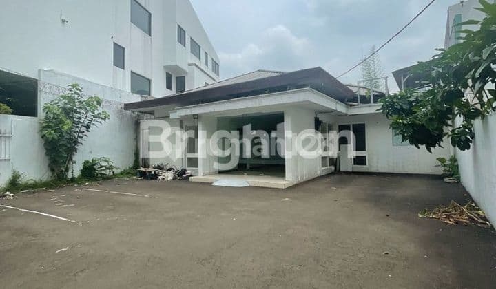 Rumah Hitung Tanah Lokasi Strategis Selangkah Menuju Senopati Jakarta Selatan