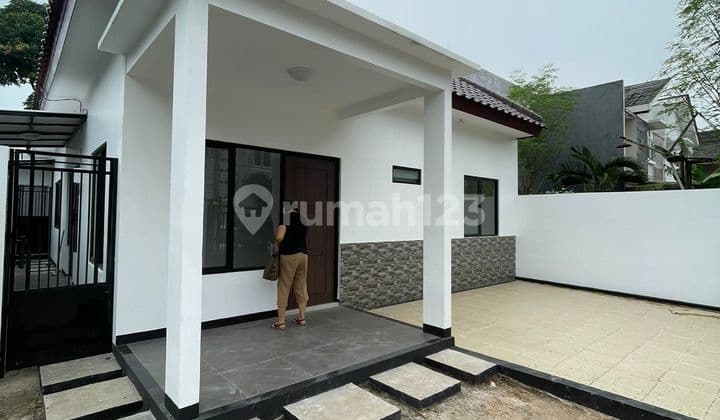 Rumah Hook Bangunan Baru Minimalis Dalam Komplek Asri Nyaman Mega Cinere Depok