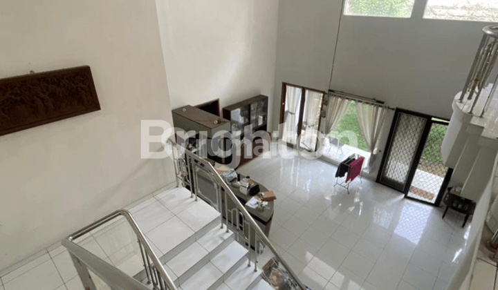 Rumah Luas Dalam Komplek Bukit Cinere Indah Depok